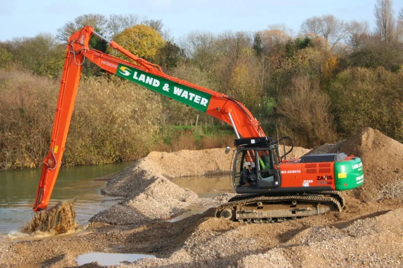 Paletli ekskavatör 20 30 ton